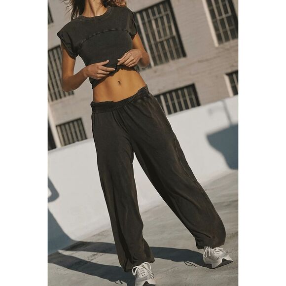 New Free People Black two piece set hot shot - Picture 6 of 9